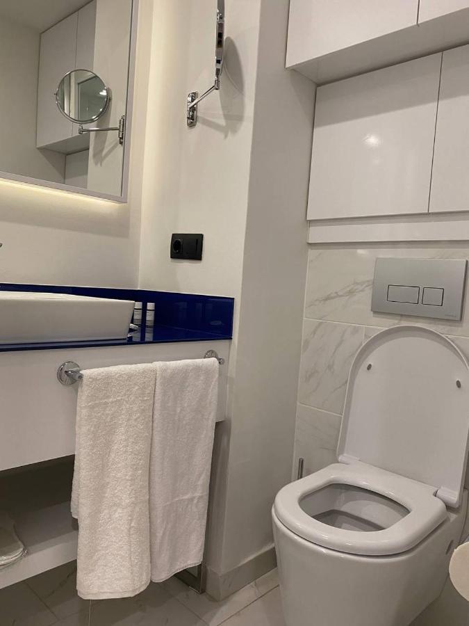 Orbi City Luxury Studio Harbour And Sea View Batumi Exterior photo